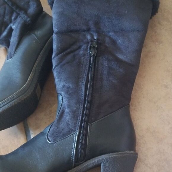 NWOB Splash Boots   - Picture 2 of 6